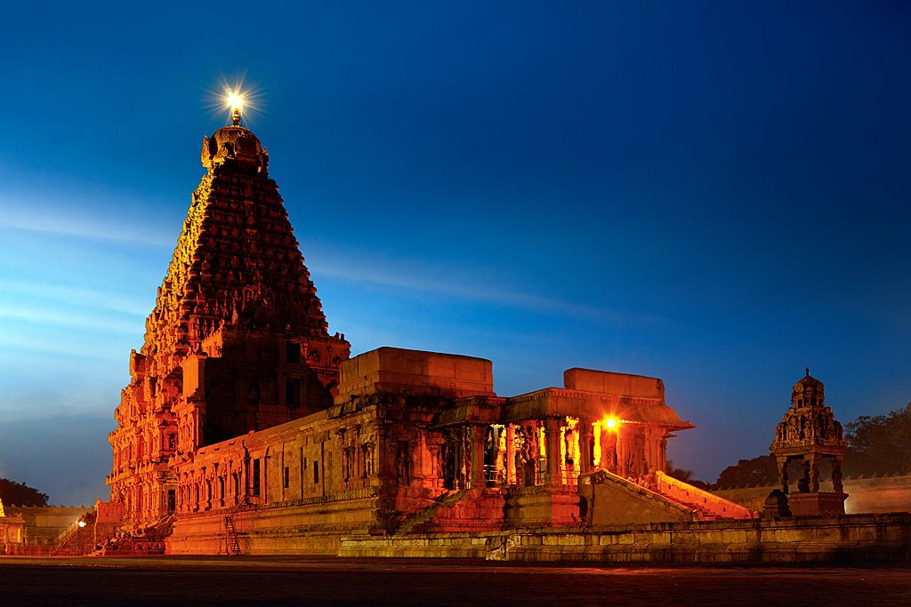 Brihadeeswarar Temple – Thanjavur, Tamil Nadu